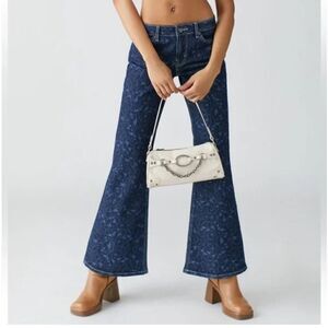 NWT UO Y2K Printed Swirly Low-Rise Flare Jeans Size 31